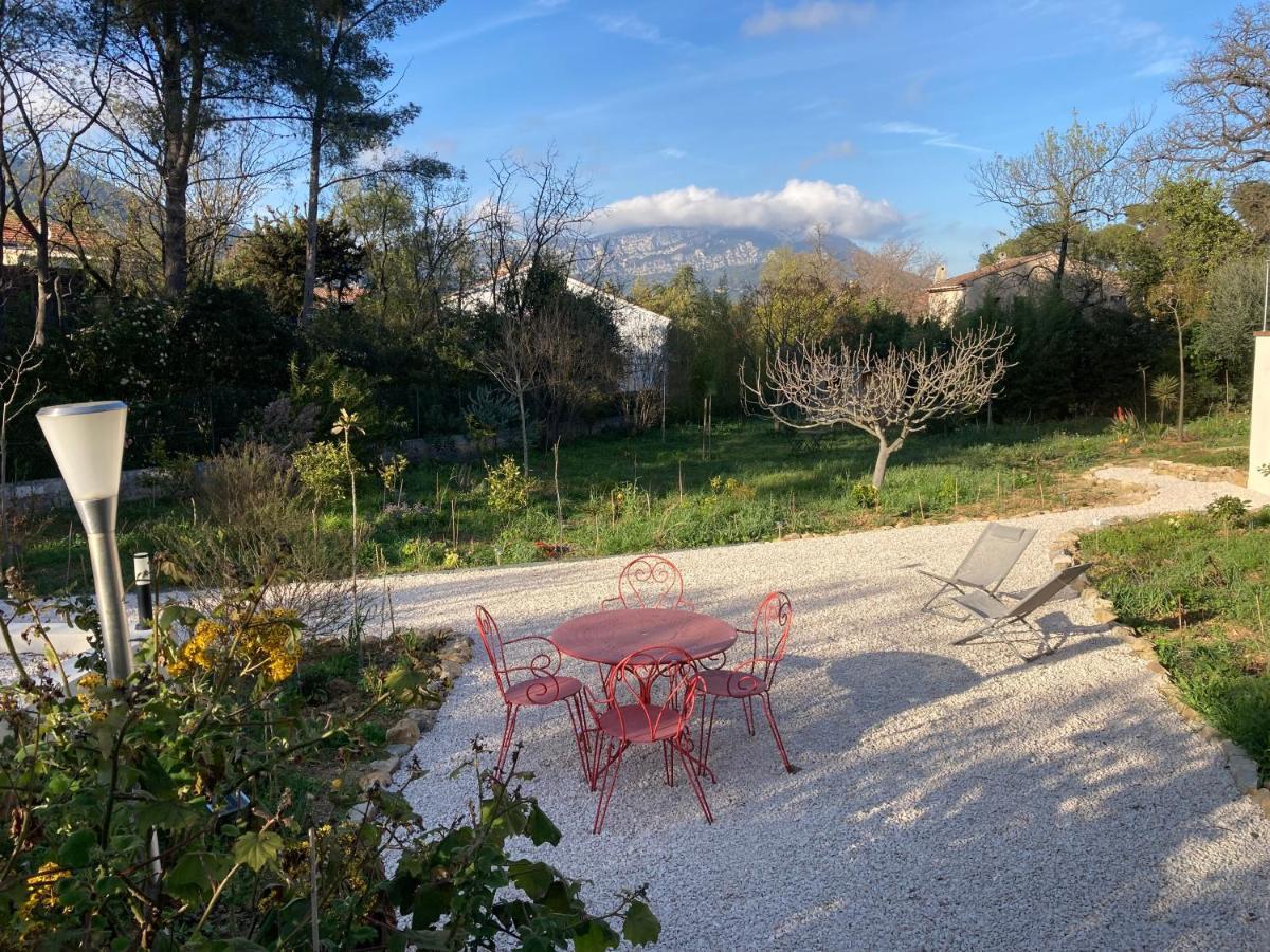 Haut De Villa Avec Terrasse Privative Jardin Et Parking Tout Pres Des Plages ตูลง ภายนอก รูปภาพ